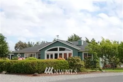 140 Bay View St, Sequim, WA 98382 photo 1