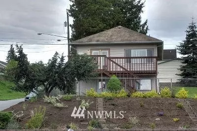 2132 E Grand Ave, Everett, WA 98201 photo 1