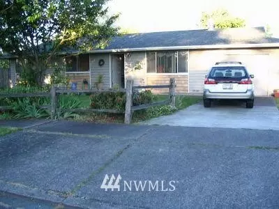633 Natalie Pl, Enumclaw, WA 98022 photo 1