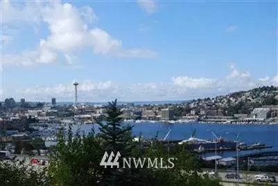 1911 Broadway Ave E, Seattle, WA 98102 photo 1
