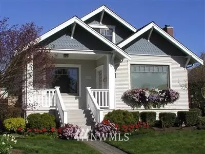 1027 Rucker Ave, Everett, WA 98201 photo 1
