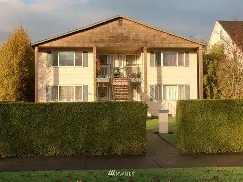 1916 Rucker Ave, Everett, WA 98201 photo 1