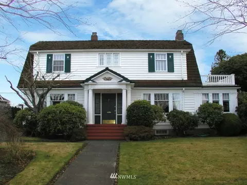 1107 Rucker Ave, Everett, WA 98201 photo 1