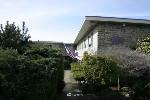 2614 Rucker Ave, Everett, WA 98201 photo 1