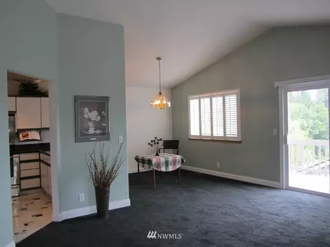 1011 58th Pl SW, Everett, WA 98203 photo 4
