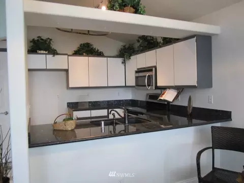 1011 58th Pl SW, Everett, WA 98203 photo 6