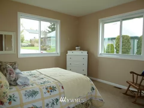 190 Le Roux, Sequim, WA 98382 photo 11