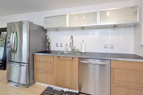 603 26 Ave E, Seattle, WA 98112 photo 6