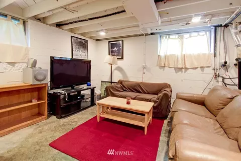 603 26 Ave E, Seattle, WA 98112 photo 12