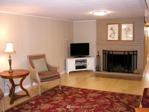 901 Colby Ave, Everett, WA 98201 photo 10