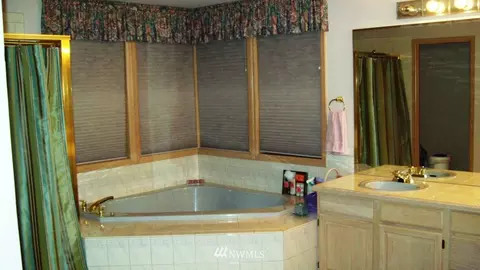 1803 151st St SE, Mill Creek, WA 98012 photo 9