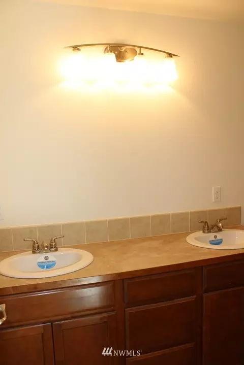 16809 11th Ave E, Spanaway, WA 98387 photo 8
