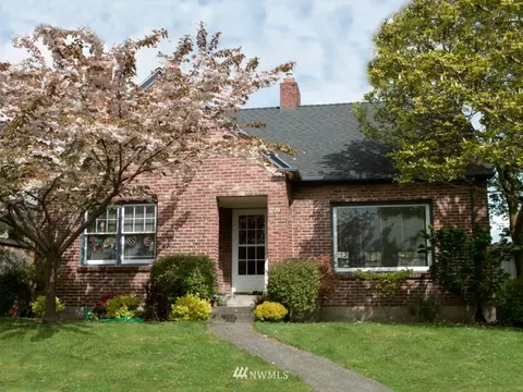 1219 Rucker Ave, Everett, WA 98201 photo 1