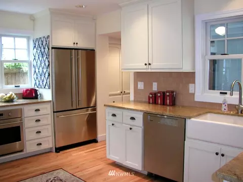 1219 Rucker Ave, Everett, WA 98201 photo 6