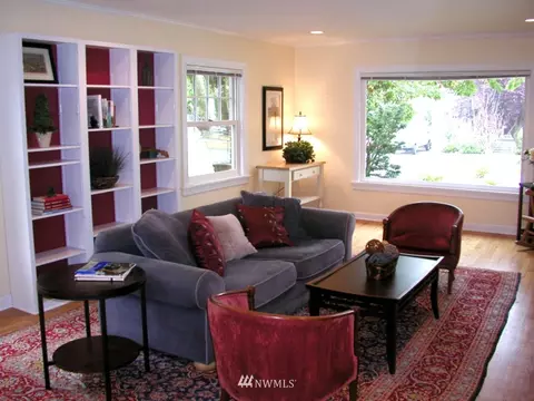 1219 Rucker Ave, Everett, WA 98201 photo 4