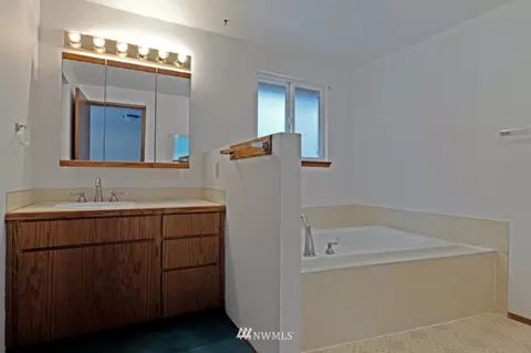 31408 Benbow Dr E, Graham, WA 98338 photo 9
