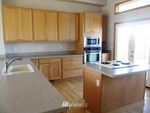 320 Willow St, Sequim, WA 98382 photo 3