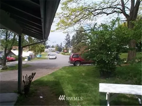 6110 Pebble Pl, Everett, WA 98203 photo 2