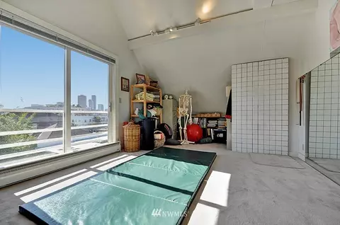 1211 E Howell St, Seattle, WA 98122 photo 7