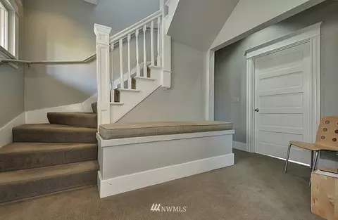 1211 E Howell St, Seattle, WA 98122 photo 6