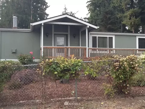 11910 10th Dr SE, Everett, WA 98208 photo 1