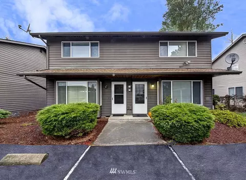 9328 Holly Dr, Everett, WA 98204 photo 1