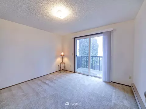 9328 Holly Dr, Everett, WA 98204 photo 7