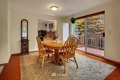 220 217th Pl SW, Bothell, WA 98021 photo 4