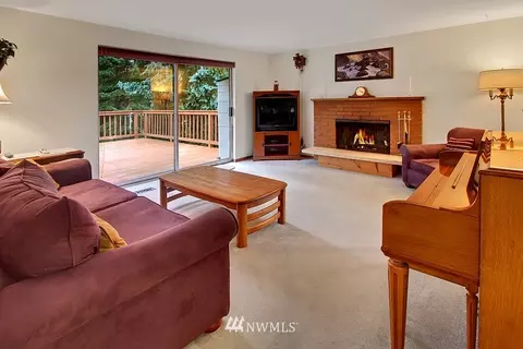 220 217th Pl SW, Bothell, WA 98021 photo 3