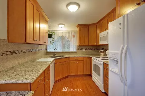 220 217th Pl SW, Bothell, WA 98021 photo 2