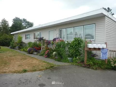 1966 Kibler Ave, Enumclaw, WA 98022 photo 2
