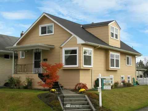 2502 Victor Pl, Everett, WA 98201 photo 1