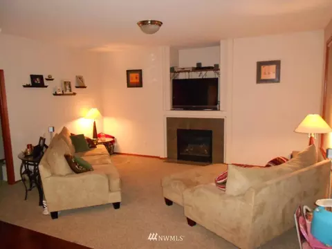 20519 196th Avenue Ct E, Orting, WA 98360 photo 4