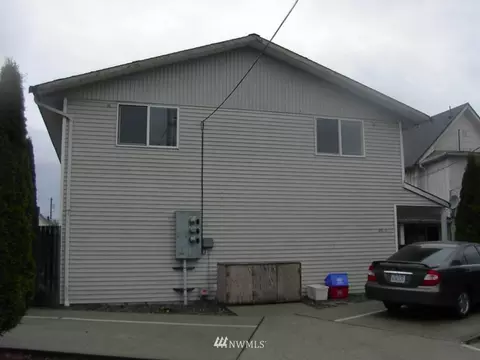 2015 Hoyt Ave, Everett, WA 98201 photo 2