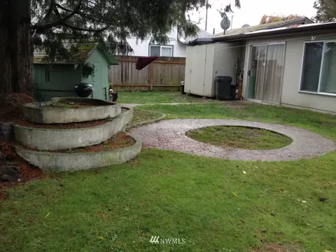 9101 Corbin Dr, Everett, WA 98204 photo 2
