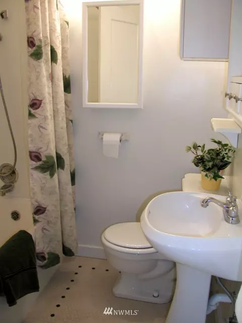 2132 Baker Ave, Everett, WA 98201 photo 8