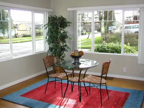 2132 Baker Ave, Everett, WA 98201 photo 4