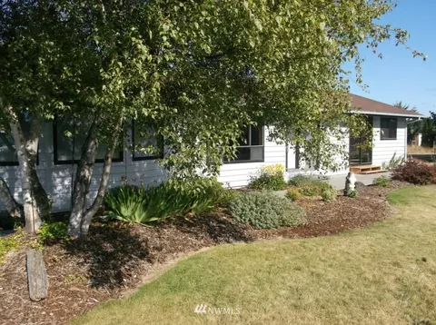 220 Crownview Ln, Sequim, WA 98382 photo 2