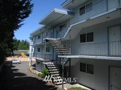 5904 Highway Pl, Everett, WA 98203 photo 2