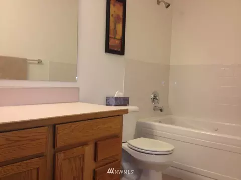 704 Golphnee Loop SE, Rainier, WA 98576 photo 7