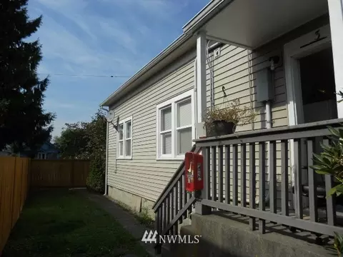 1509 Walnut St, Everett, WA 98201 photo 2