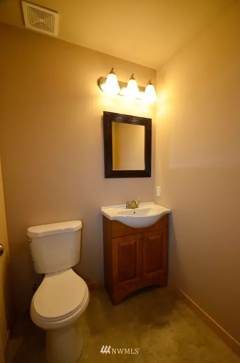 402 Gold Hill Rd E, Greenwater, WA 98022 photo 5