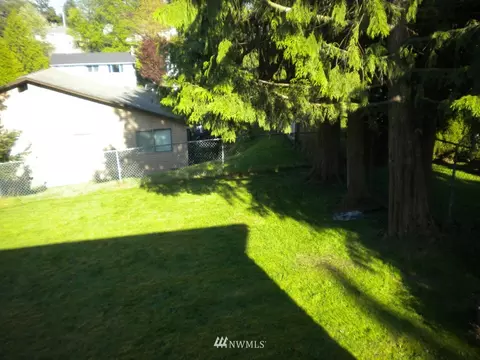 6015 Pebble Pl, Everett, WA 98203 photo 3