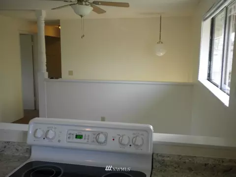 6015 Pebble Pl, Everett, WA 98203 photo 7