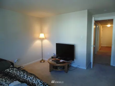 12404 E Gibson Rd #N206, Everett, WA 98204 photo 6