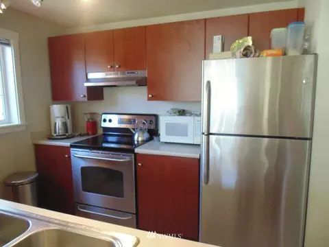 12404 E Gibson Rd #N206, Everett, WA 98204 photo 2