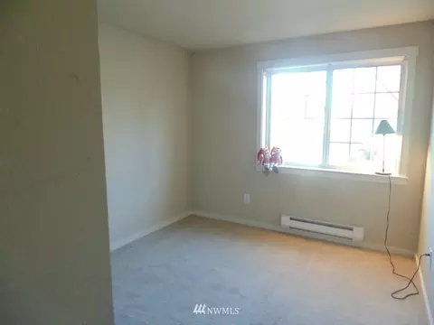 12404 E Gibson Rd #N206, Everett, WA 98204 photo 8