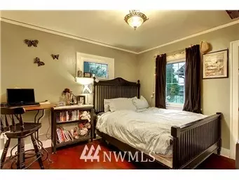1305 Oakes Ave, Everett, WA 98201 photo 5