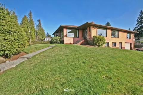 922 Cedar St, Edmonds, WA 98020 photo 1