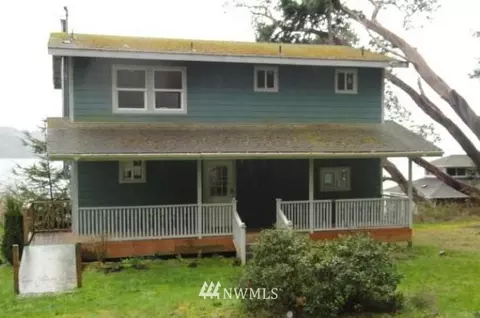 8924 Command Point Rd, Olalla, WA 98359 photo 1